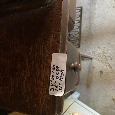 Singer Sewing Machine in Cabinet