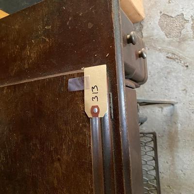 Singer Sewing Machine in Cabinet