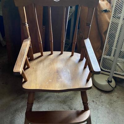 Heart cut-out vintage youth chair