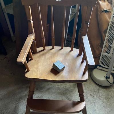 Heart cut-out vintage youth chair