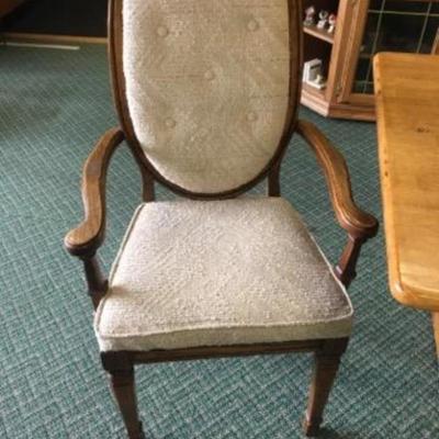 Wood Table and 4 Chairs