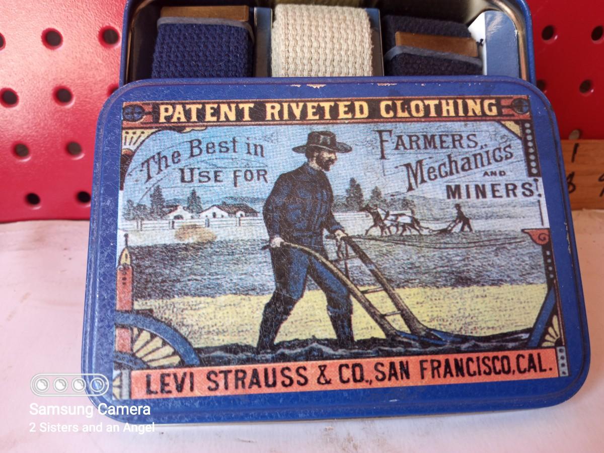 Levi Strauss | EstateSales.org