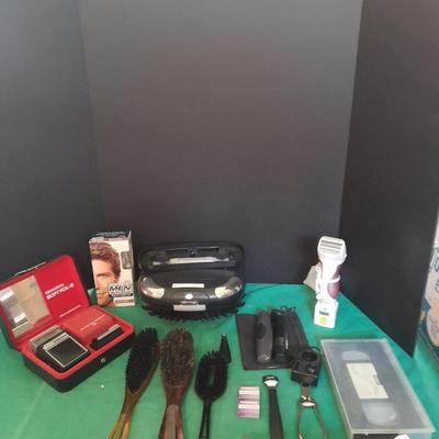 Vintage Remington soft-foil 2 shaver, lint brushes, women's shaver, and more