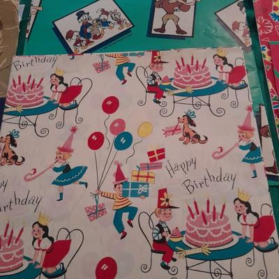 Vintage retro and fun design wrapping paper collection