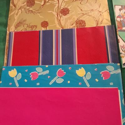Vintage retro and fun design wrapping paper collection