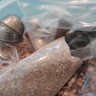 Liquid scented oils for making your own incense sticks, and fibers to make potpourri.