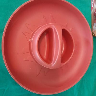 Salsa X-press with divided chip / dip bowl