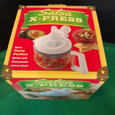 Salsa X-press with divided chip / dip bowl