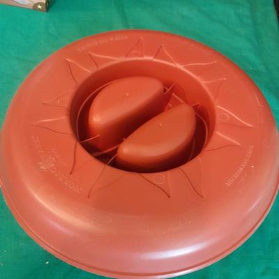 Salsa X-press with divided chip / dip bowl