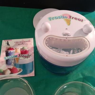 Frostie Treat maker and glassware for sweets and treats