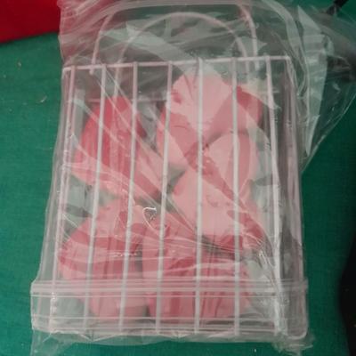 Like new Conair clippers and several make-up / travel bags