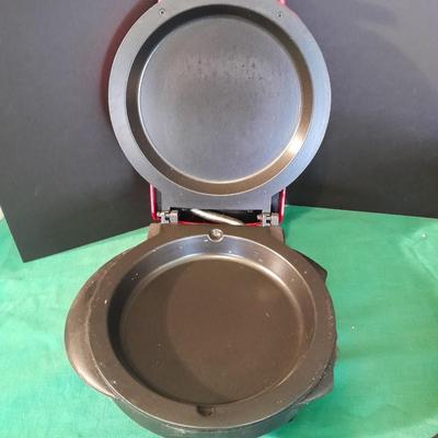 Xpress Redi set go grill, Short order chef waffle baker- sandwich maker- griddle