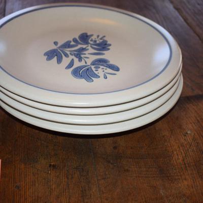 Pfaltzgraff Yorktown Dinner Plates