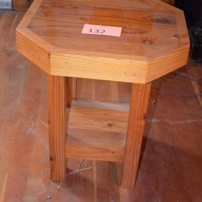 Octagon Top fern stand Pine