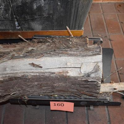 Log Holder w/ Logs