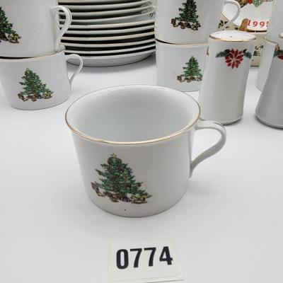Cookies For Santa Dinner Ware Lot