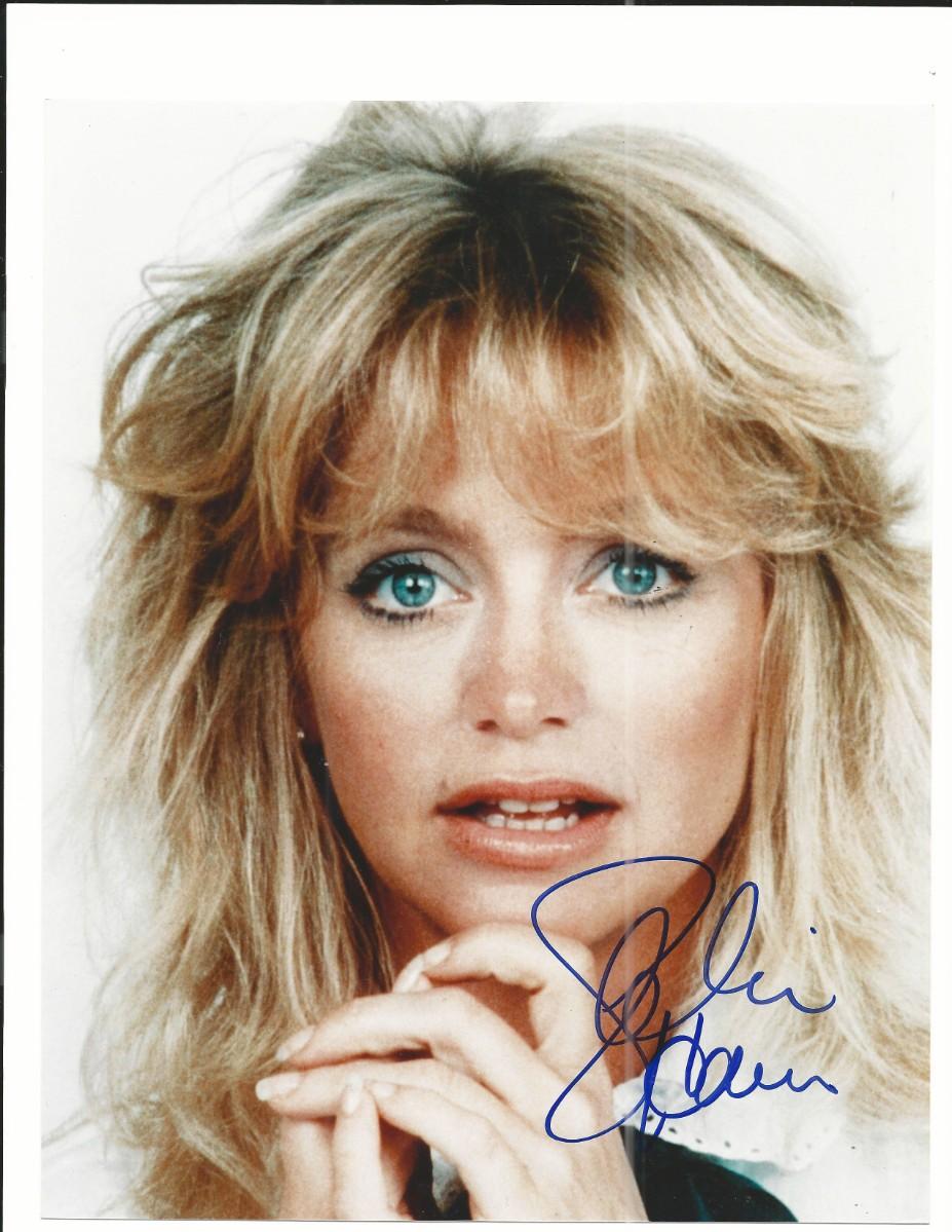Goldie Hawn signed photo | EstateSales.org, image size:927x1199