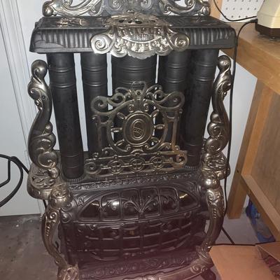 ANTIQUE VICTORIAN F & L KAHN BROS GAS PARLOR STOVE | FANCY CAST IRON