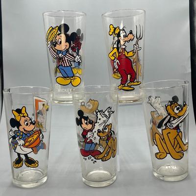 Set of 5 Walt Disney Mickey Minnie Mouse Pluto Goofy Drink Glasses Pepsi Collector Series