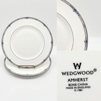 WEDGWOOD ~ Amherst ~ 5 Piece Setting ~ Service For 4
