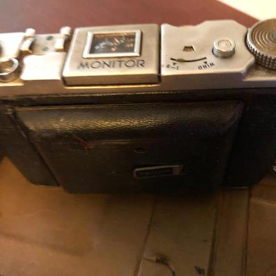 Vintage Kodak Camera with Leather Case -Lot 235