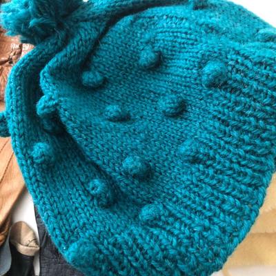 Hats, Scarf & Vintage Gloves -Lot 234