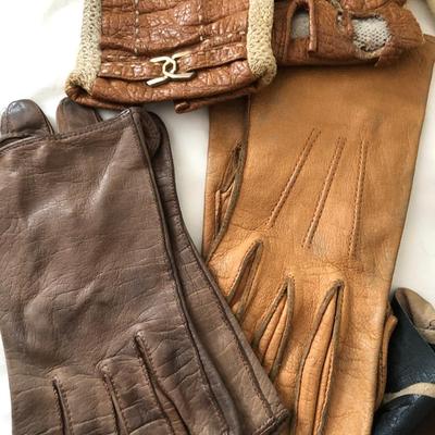 Hats, Scarf & Vintage Gloves -Lot 234