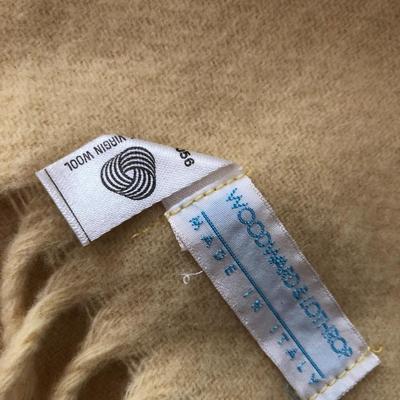 Hats, Scarf & Vintage Gloves -Lot 234