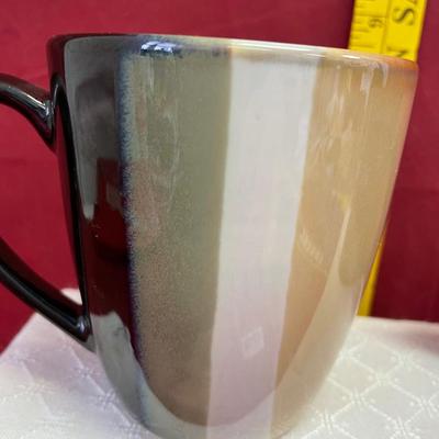 5 coffee mugs