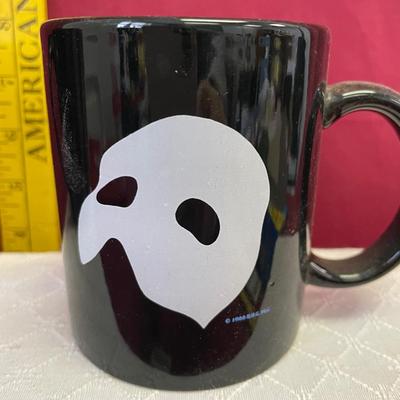 5 coffee mugs