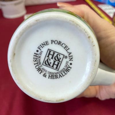 5 coffee mugs