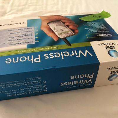 AT&T Wireless Flip Phone -Lot 231