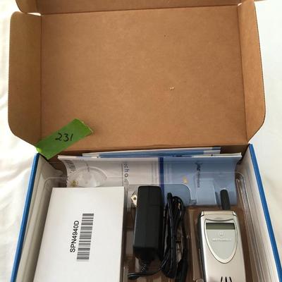 AT&T Wireless Flip Phone -Lot 231
