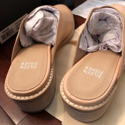 Eileen Fisher (Brand New) Toni Washed Leather Mule; Size 8 Shoes -Lot 227