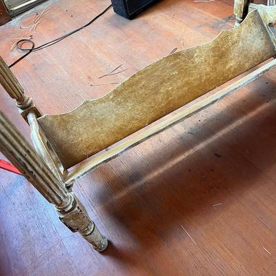 Fun antiqued table w/ magazine rack