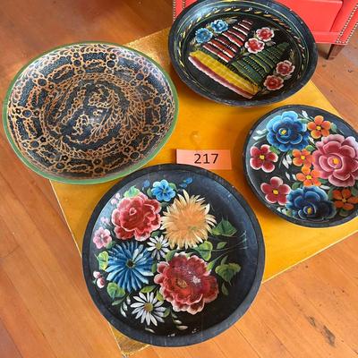 Lot of Painted wood bowls