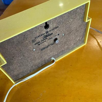 Fun Vintage Yellow Kitchen clock