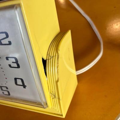 Fun Vintage Yellow Kitchen clock