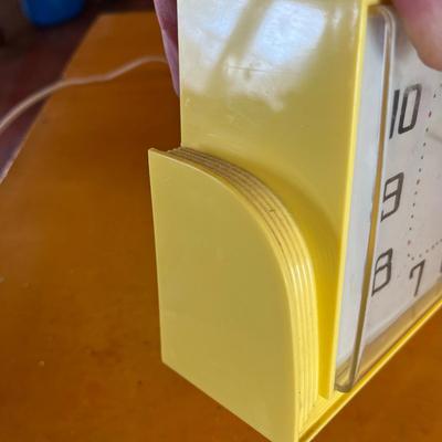 Fun Vintage Yellow Kitchen clock