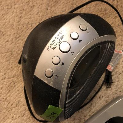 Health-o-Meter Scale & Pelonis Space Heater -Lot 219