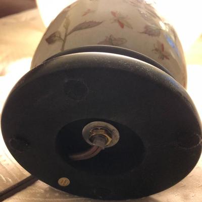 Ceramic Table lamp -Lot 218