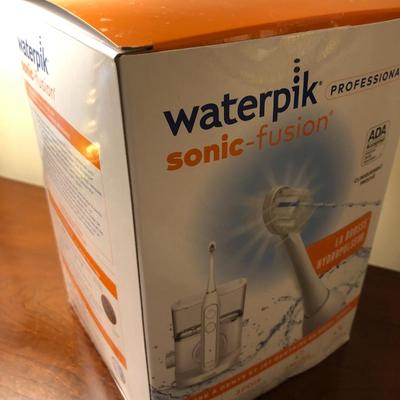 Waterpik Sonic-Fusion (New in Box) -Lot 213