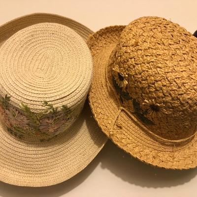 One Vincent Umbrella & Four Hats -Lot 206