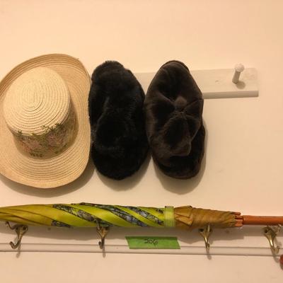 One Vincent Umbrella & Four Hats -Lot 206
