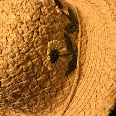 One Vincent Umbrella & Four Hats -Lot 206