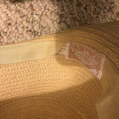 One Vincent Umbrella & Four Hats -Lot 206