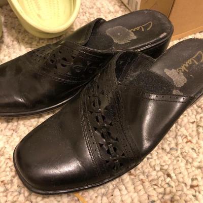 Ladies Clarks & Croc Shoes (Total 3 Pair) -Lot 203