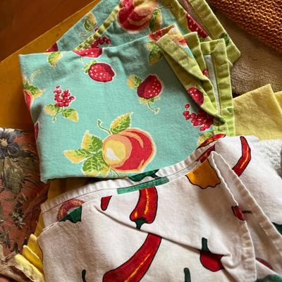 Kitchen linens