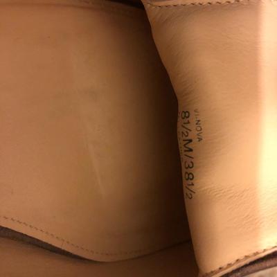 Ladies Mixed Dress Shoes, Loafers, Sandals (Some New) -Lot 202