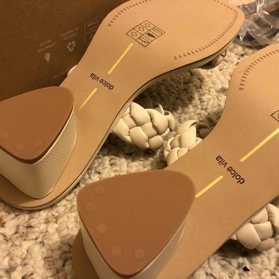 Ladies Mixed Dress Shoes, Loafers, Sandals (Some New) -Lot 202